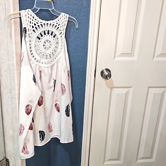 NEW Silky Tank w Crotchet Back 4XL Leaf Design - Picture 7 of 10